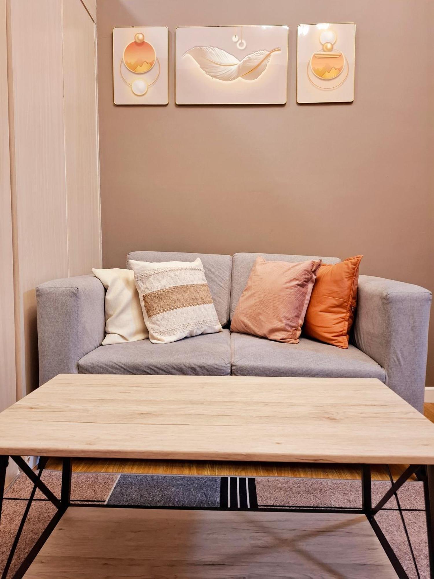 Serene Suite In Jazz Residences Makati City Esterno foto