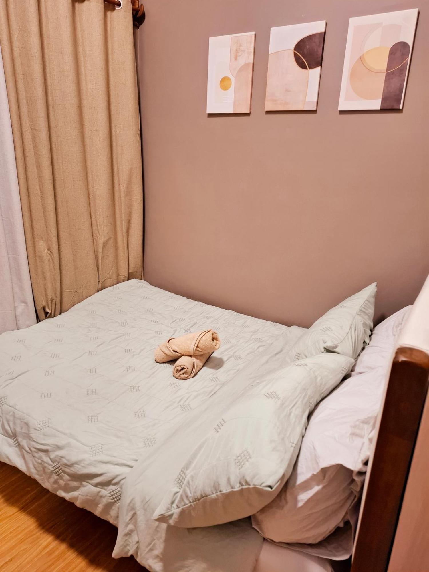 Serene Suite In Jazz Residences Makati City Esterno foto